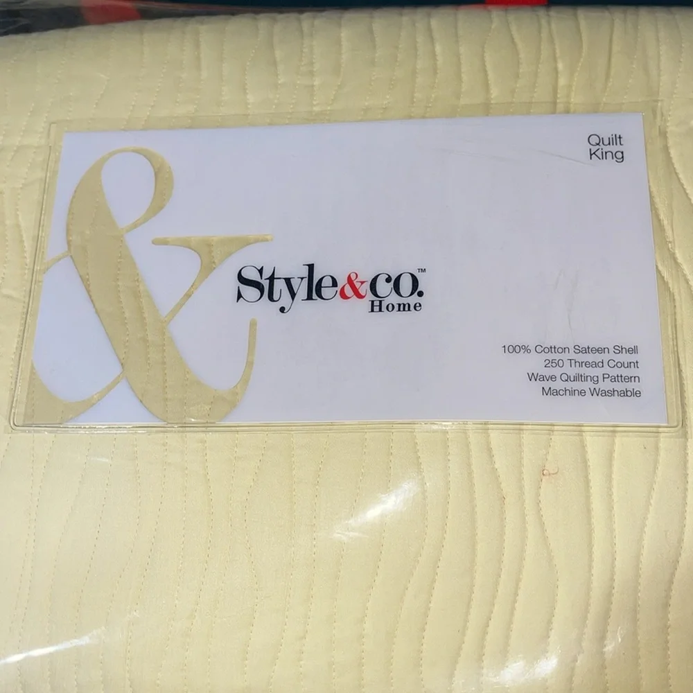 STYLE & CO. HOME WAVE KING QUILT NWT 
YELLOW 106x96 i - Picture 2 of 6